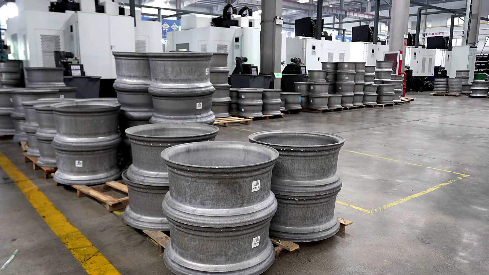 RAYONE forged wheel blanks arranged by batch